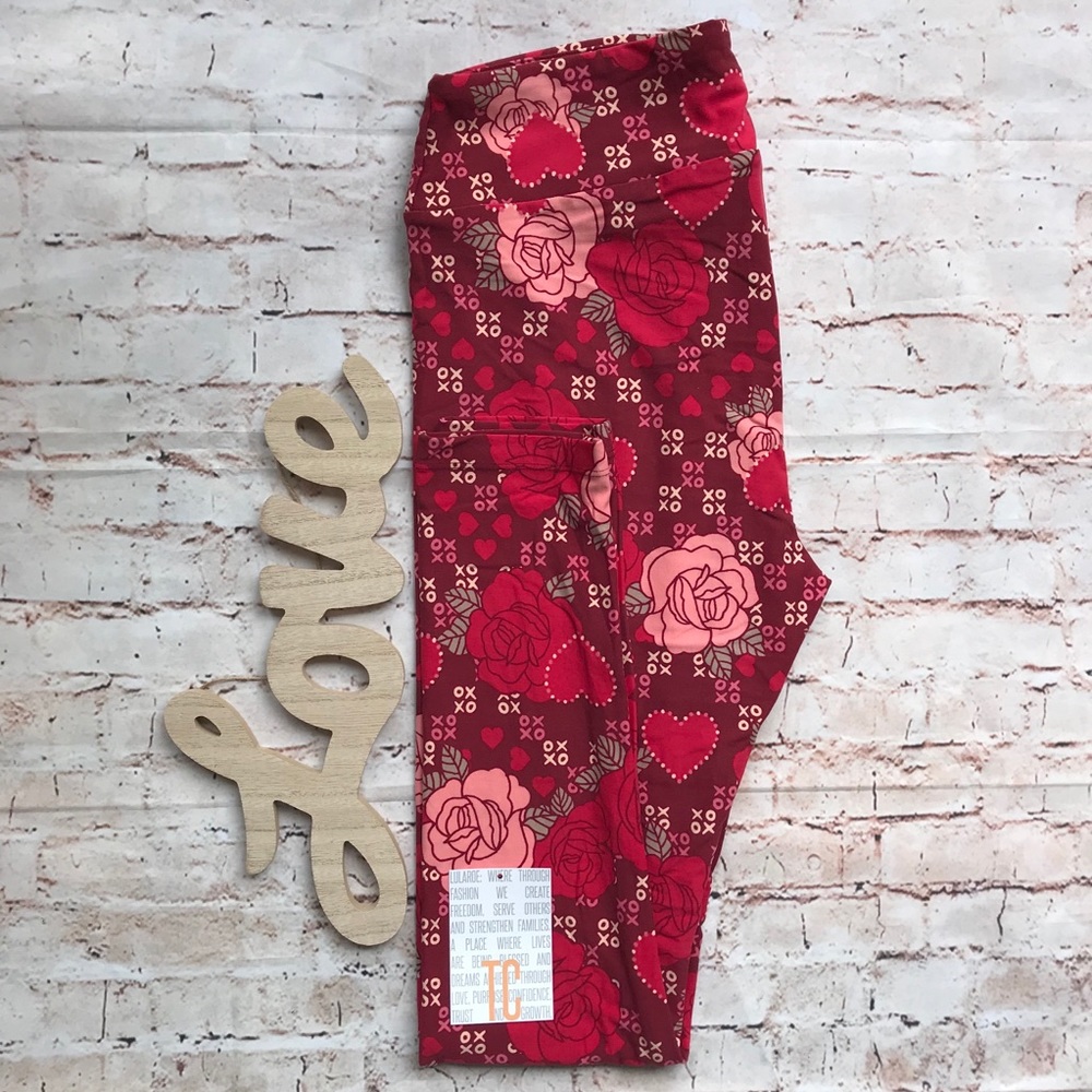 ❤️2 for $16❤️LuLaRoe Valentines Leggings XOXO TC
